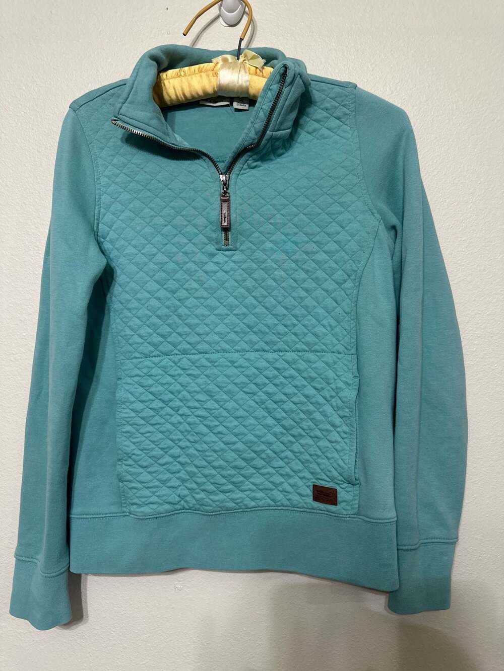 LL Bean Quilted Quarter Zip Sweatshirt Womens XS Blue Cotton Slightly Fitted